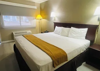 Rodeway Inn Jackson - Martell hotel thumbnail 3