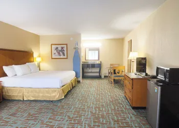 OYO Hotel Harriman near I-40 hotel thumbnail 7