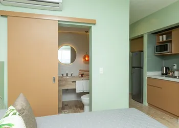 Cancun Plaza Condo Mexico hotel thumbnail 5