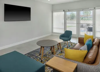 Towneplace Suites By Marriott Romeoville hotel thumbnail 3