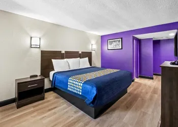 Red Carpet Inn and Suites hotel thumbnail 3