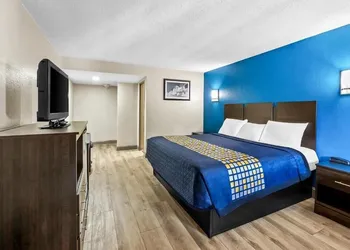 Red Carpet Inn and Suites hotel thumbnail 5
