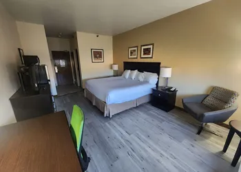 Cash Rewards Inn & Suites hotel thumbnail 2