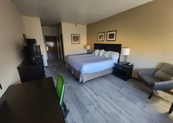 Cash Rewards Inn & Suites hotel thumbnail 3