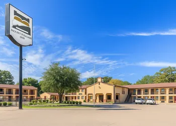 Mount Pleasant INN hotel thumbnail 7