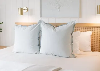The Trident Inn hotel thumbnail 2