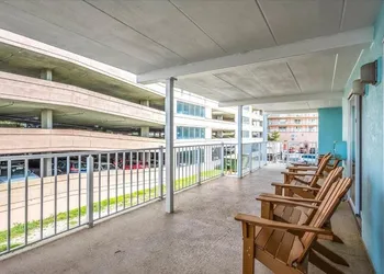 Eden Roc Ocean Front hotel thumbnail 2