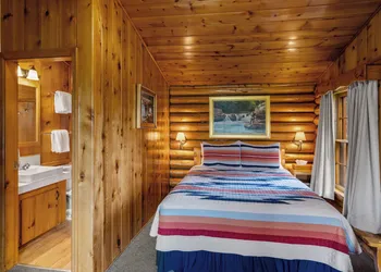 El Western Cabins & Lodges hotel thumbnail 6