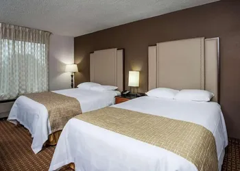 Three Rivers Motel hotel thumbnail 2