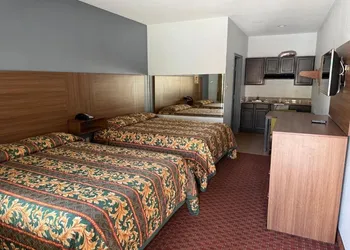 Budget Host Inn Stafford - Houston hotel thumbnail 4