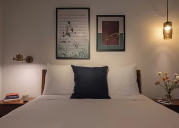 The Promissory Hotel hotel thumbnail 4