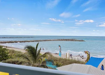 Oceanfront Inn Room #22- Ocean View Balcony, 2 Full Beds hotel thumbnail 3
