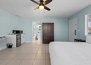 Oceanfront Inn Room #1 - Partial Ocean View, King Bed hotel thumbnail 2