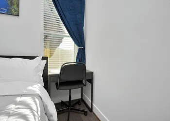 Tx Home Group- Houston hotel thumbnail 8