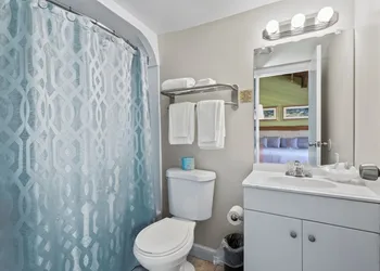 Oceanfront Inn Room #14- Inlet View- King Bed hotel thumbnail 4