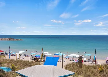 Oceanfront Inn Room #21- Ocean View Balcony, King Bed hotel thumbnail 4