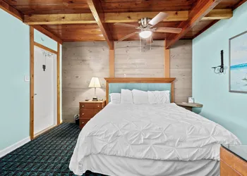 Oceanfront Inn Room #5 - Standard Room - King Bed hotel thumbnail 2