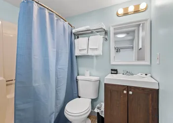 Oceanfront Inn Room #18- Ocean View Balcony, 2 Full Beds hotel thumbnail 4