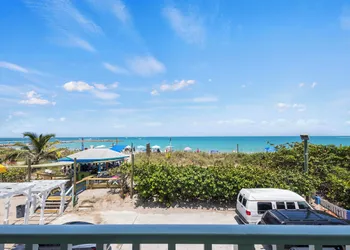 Oceanfront Inn Room #18- Ocean View Balcony, 2 Full Beds hotel thumbnail 6