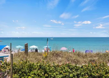Oceanfront Inn Room #18- Ocean View Balcony, 2 Full Beds hotel thumbnail 7