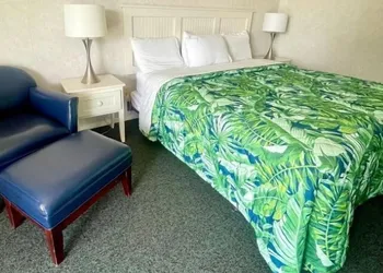 Breezeway Motel and Resturant hotel thumbnail 3