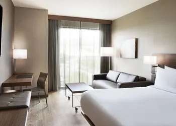 AC Hotel By Marriott Scottsdale Old Town hotel thumbnail 4