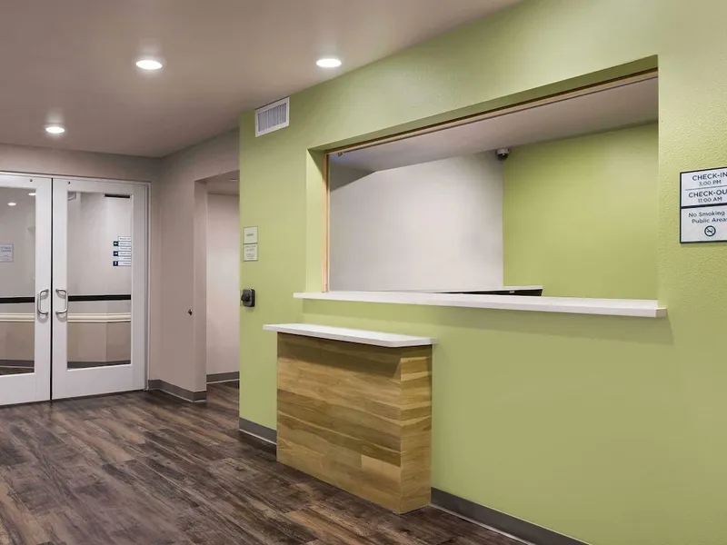 Woodspring Suites Baton Rouge Airport hotel detail image 6