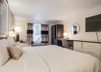 Clarks Inn Savannah Airport hotel thumbnail 7