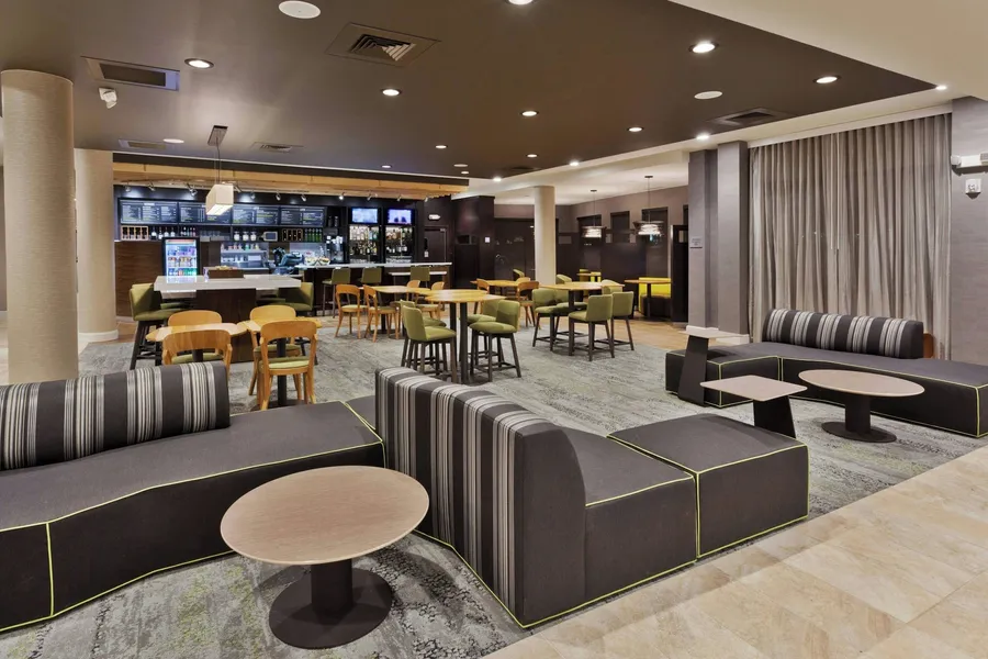 Courtyard By Marriott Fresno Downtown hotel detail image 2
