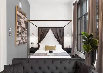 AirStay-Saint Paul hotel thumbnail 5