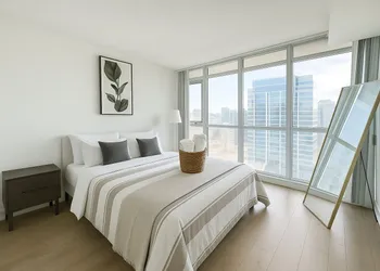 HostlyStays Luxury Suites hotel thumbnail 3