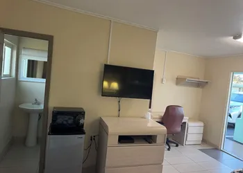 American Inn hotel thumbnail 3