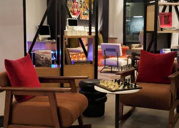 Moxy Atlanta Downtown hotel thumbnail 5
