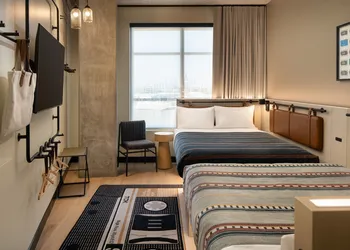 Moxy Atlanta Downtown hotel thumbnail 7