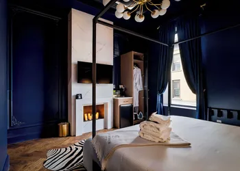 The Highliner Hotel hotel thumbnail 8