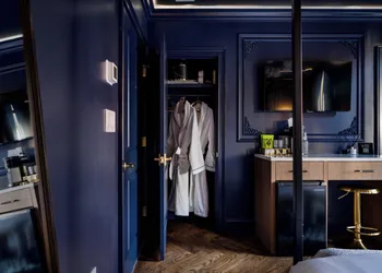 The Highliner Hotel hotel thumbnail 2