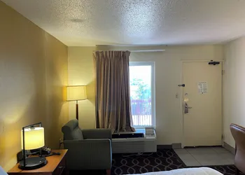 Millennium inn hotel thumbnail 7
