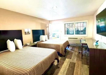 Kermit Inn hotel thumbnail 4