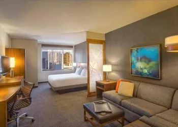 Hyatt place uptown hotel thumbnail 3