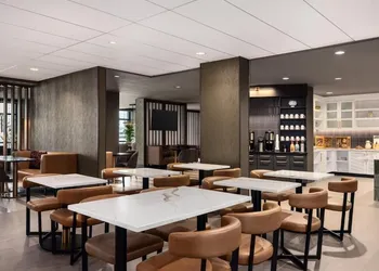 Hyatt place uptown hotel thumbnail 8