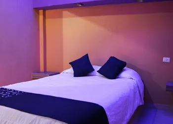 OYO Hotel Oasis hotel thumbnail 6