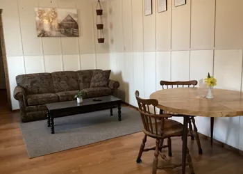 Homestead Motel & RV hotel thumbnail 8