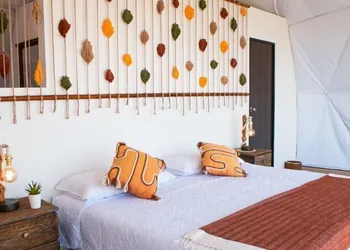 Glamping Uno hotel thumbnail 5