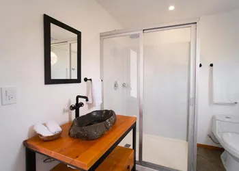Glamping Uno hotel thumbnail 6