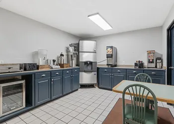 Willow Inn Suites Moorhead Fargo hotel thumbnail 7
