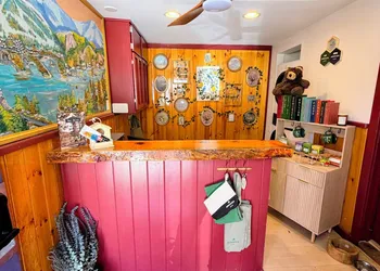 Arkouda Cabins hotel thumbnail 2
