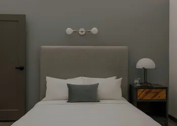 Hotel Houze Detroit Downtown hotel thumbnail 4