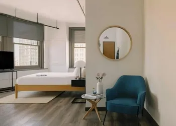 Hotel Houze Detroit Downtown hotel thumbnail 8