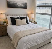 Upscale Cityscape Toronto hotel detail image 4