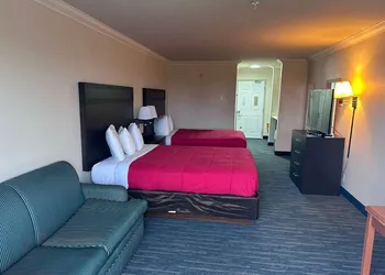 OceanShores Inn hotel thumbnail 4